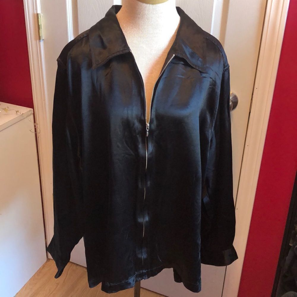 Designs by Lane Bryant zippered silk feel top s
